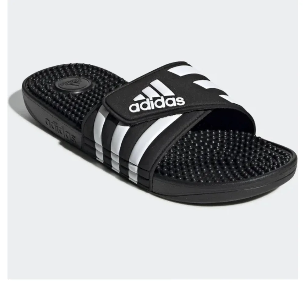 NWOT Adidas adissage slides